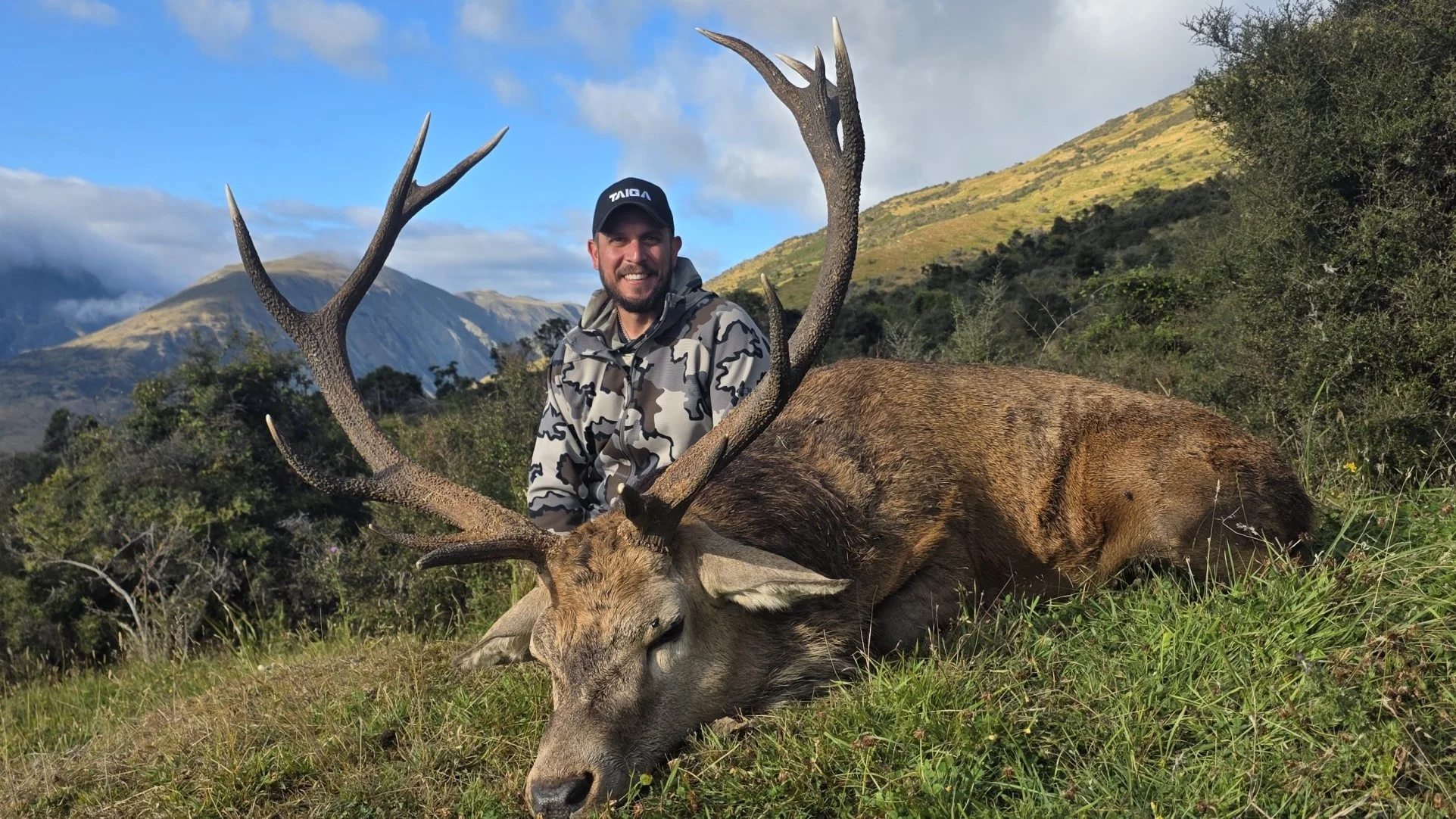 Top Of The Lake Guiding - Red Stag Trophy Hunt
